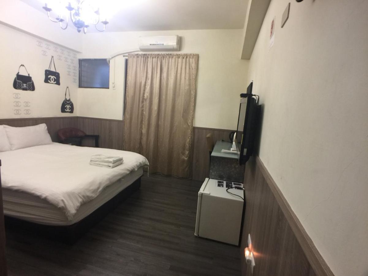 Love Feng Jia Apartment Hotel Taichung Eksteriør bilde