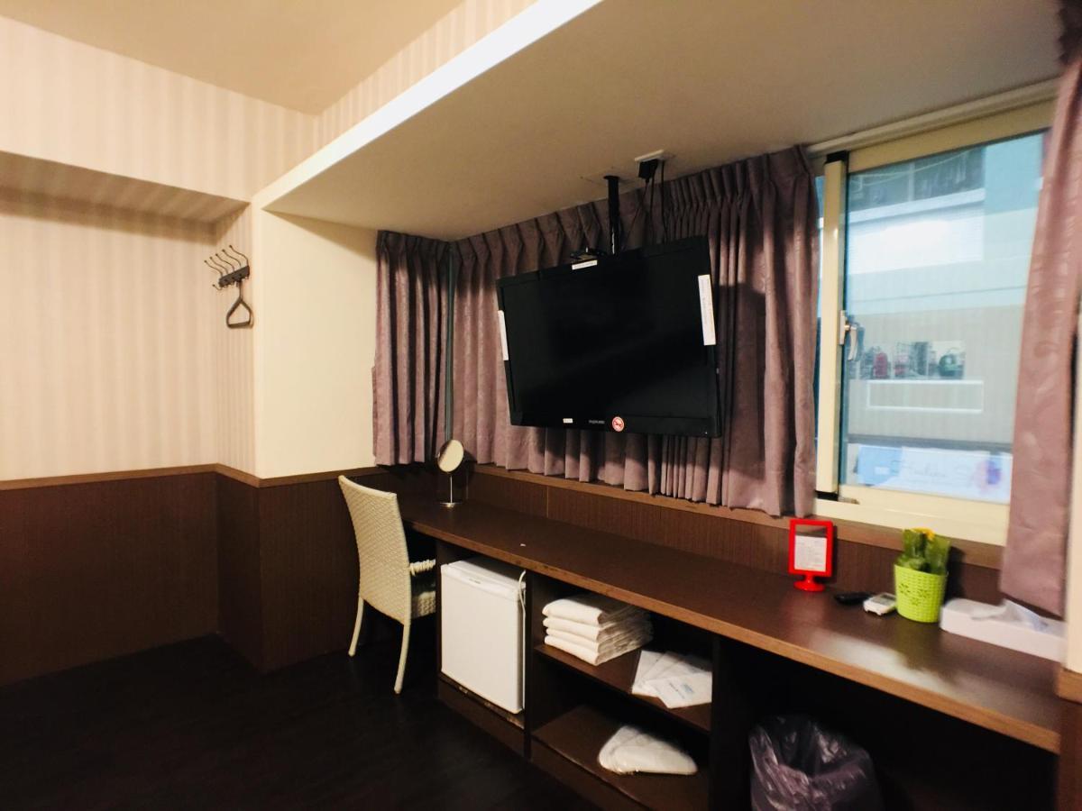 Love Feng Jia Apartment Hotel Taichung Eksteriør bilde