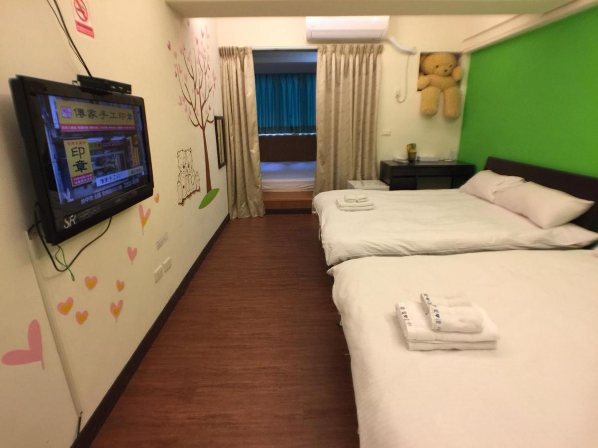 Love Feng Jia Apartment Hotel Taichung Eksteriør bilde